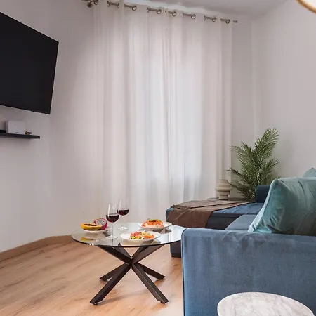 Cozy And Modern In Poblenou 3 Bedrooms Perfect For 4 Guests アパート *