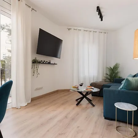Cozy And Modern In Poblenou 3 Bedrooms Perfect For 4 Guests アパート バルセロナ